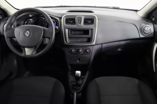 Renault Logan 2015