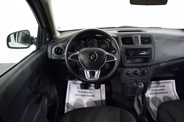 Renault Logan 2021