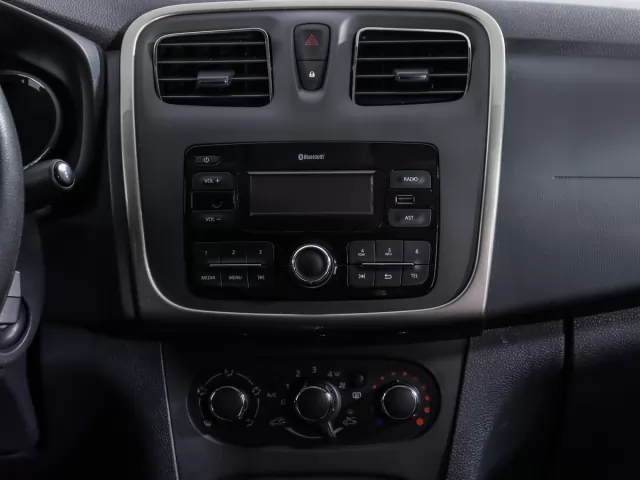 Renault Logan 2018