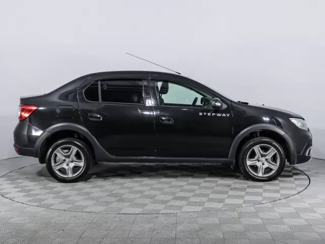 Renault Logan 2018