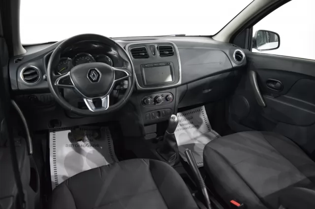 Renault Logan 2021
