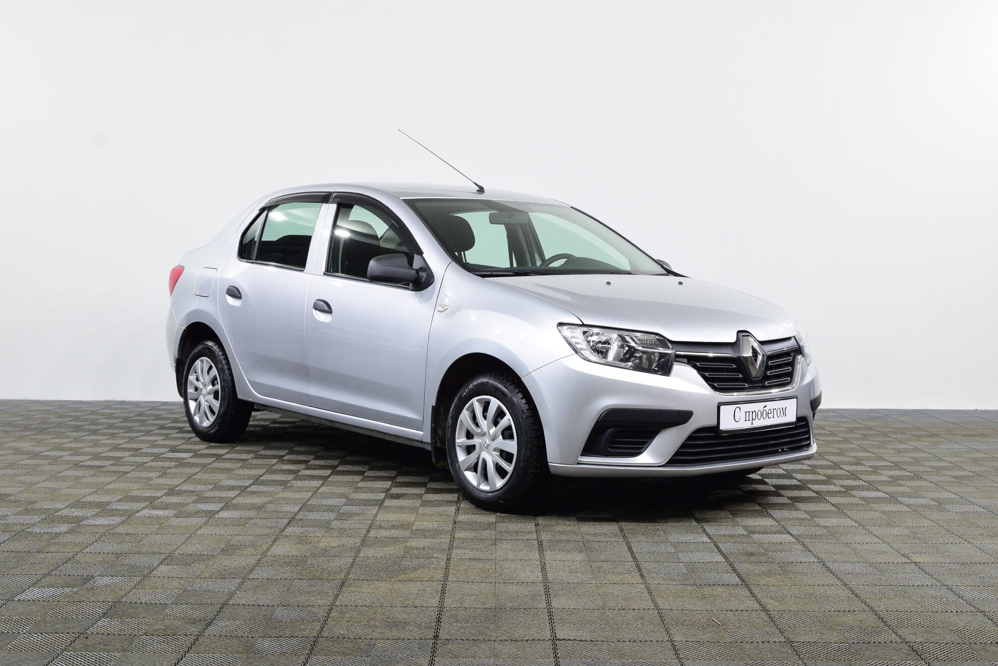 Renault Logan 2018