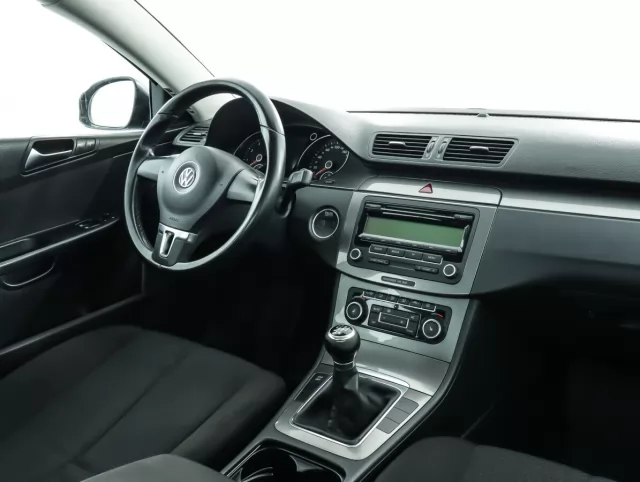 Volkswagen Passat 2010