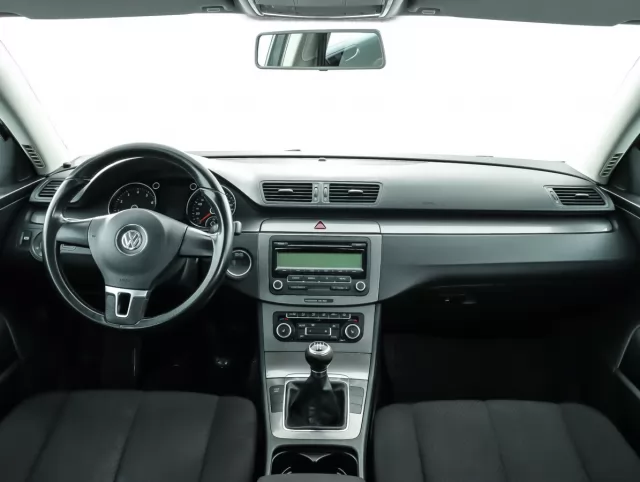 Volkswagen Passat 2010