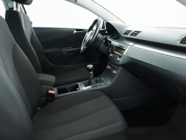 Volkswagen Passat 2010