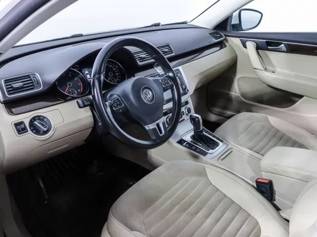 Volkswagen Passat 2015