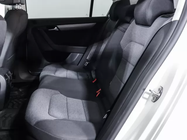 Volkswagen Passat 2011