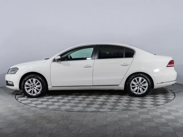 Volkswagen Passat 2011