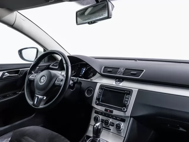 Volkswagen Passat 2012