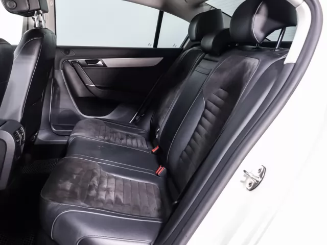 Volkswagen Passat 2012