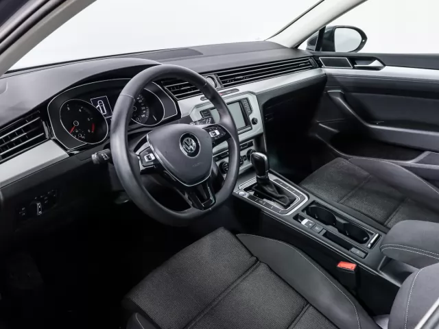 Volkswagen Passat 2019