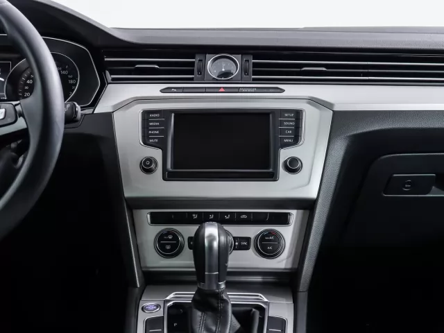 Volkswagen Passat 2019