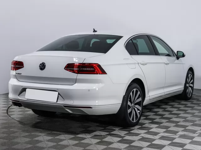 Volkswagen Passat 2020