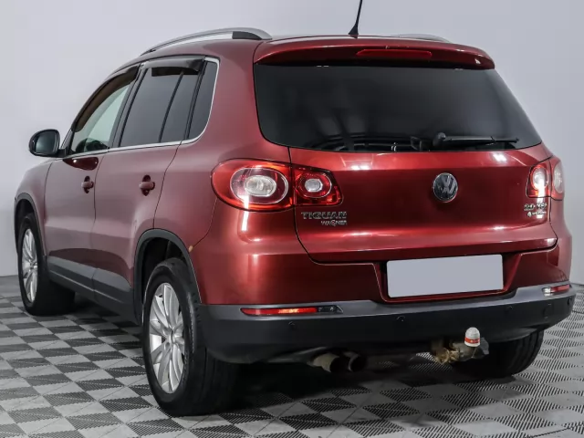 Volkswagen Tiguan 2011