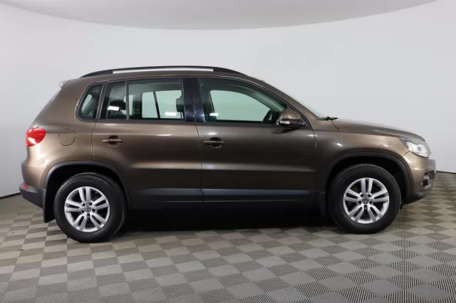 Volkswagen Tiguan 2015