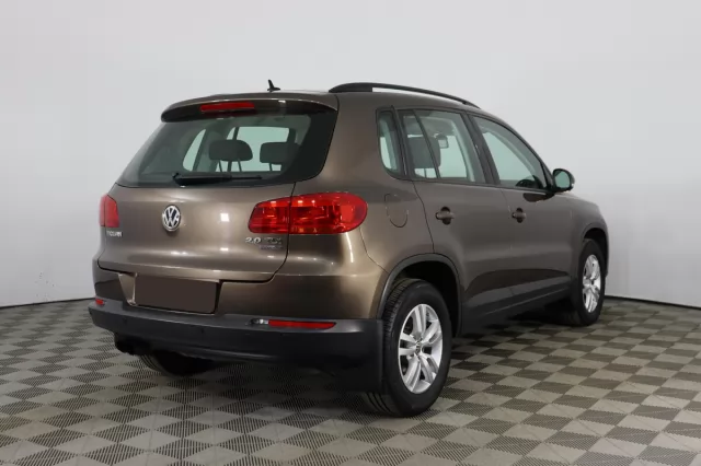 Volkswagen Tiguan 2015