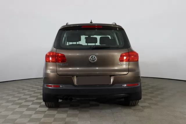 Volkswagen Tiguan 2015