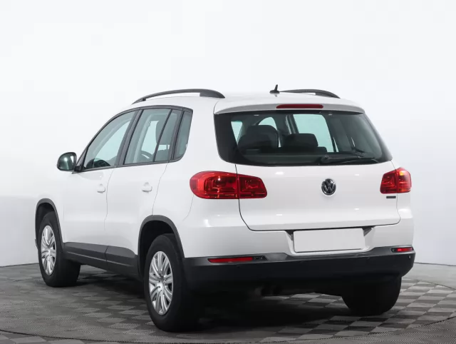Volkswagen Tiguan 2015
