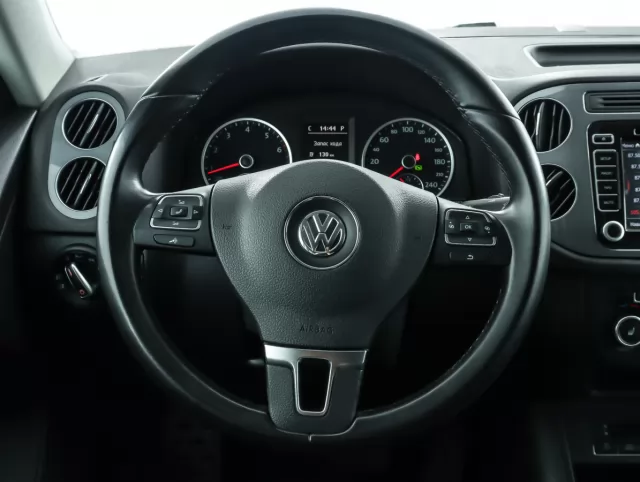 Volkswagen Tiguan 2011