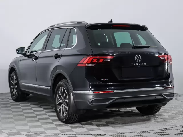 Volkswagen Tiguan 2021
