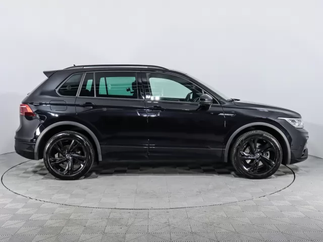 Volkswagen Tiguan 2021