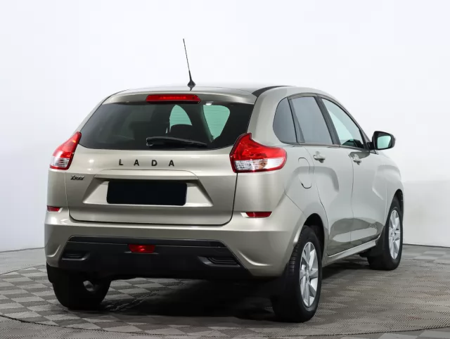LADA XRAY 2015