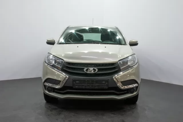 LADA XRAY 2015