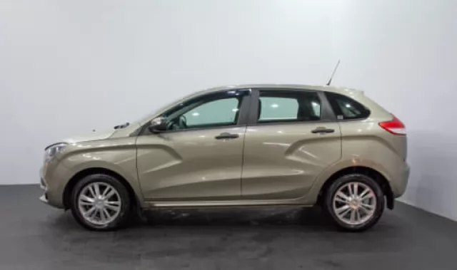 LADA XRAY 2015