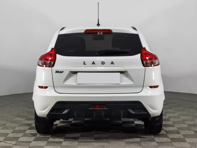LADA XRAY 2015