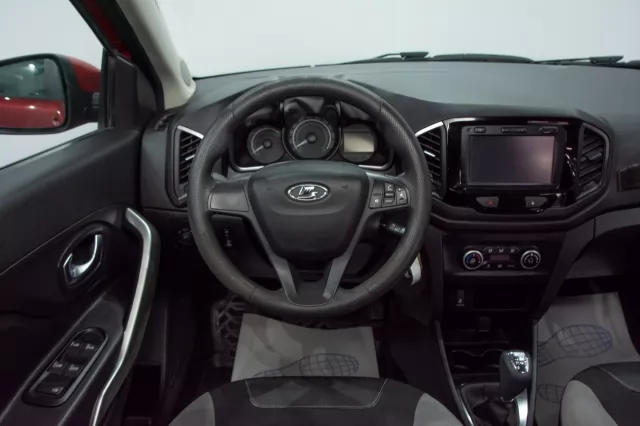 LADA XRAY 2016