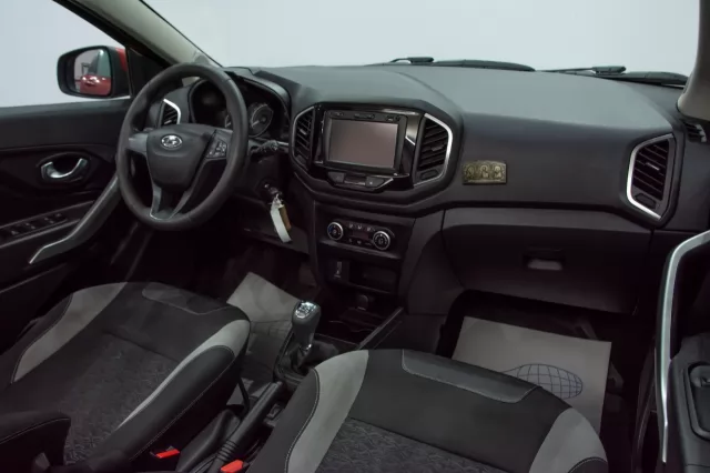 LADA XRAY 2016