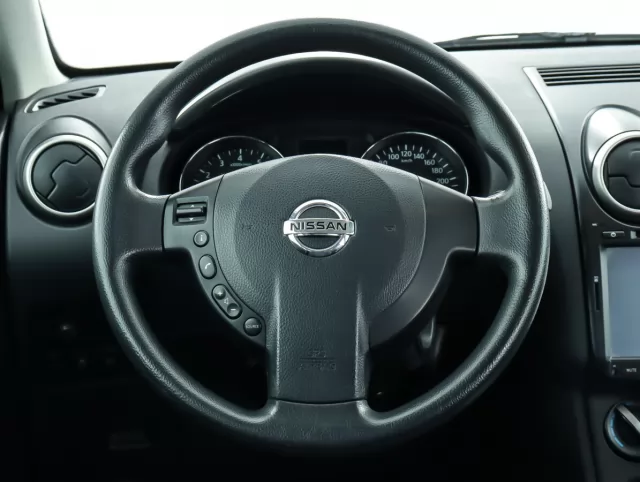 Nissan Qashqai 2012