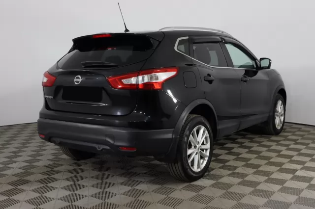 Nissan Qashqai 2015
