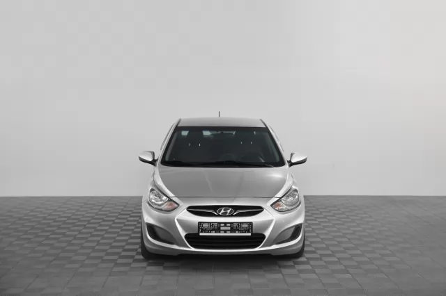 Hyundai Solaris 2014