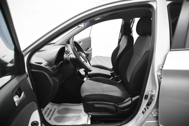 Hyundai Solaris 2014