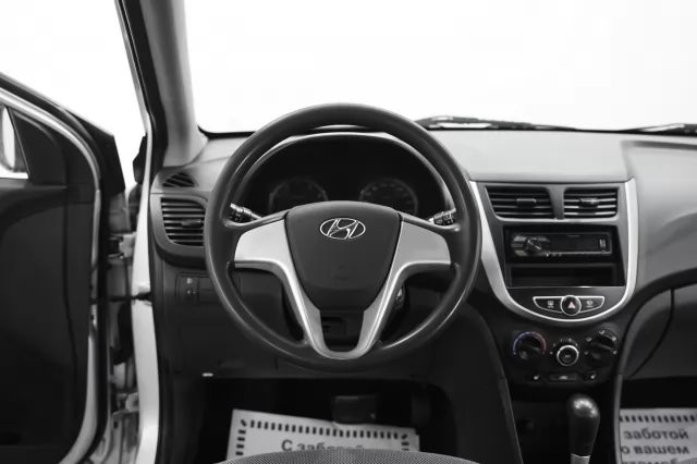 Hyundai Solaris 2014