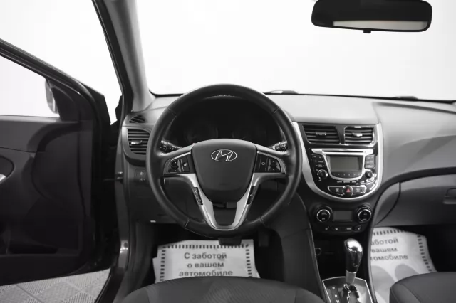 Hyundai Solaris 2014