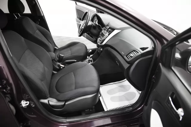 Hyundai Solaris 2014
