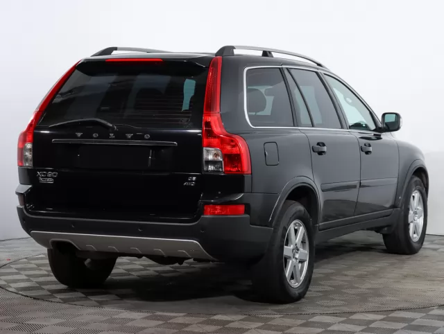 Volvo XC90 2010