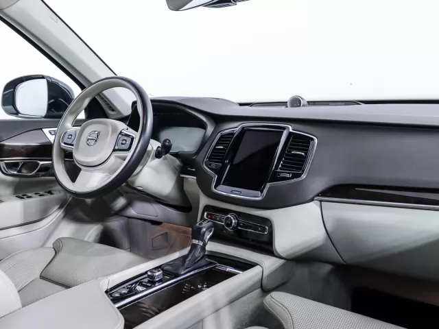 Volvo XC90 2020