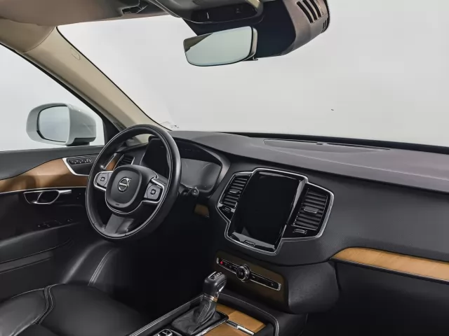 Volvo XC90 2019