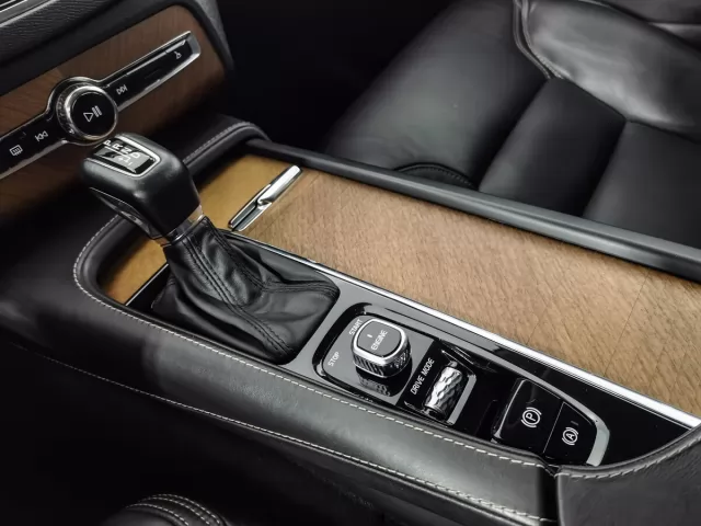 Volvo XC90 2019