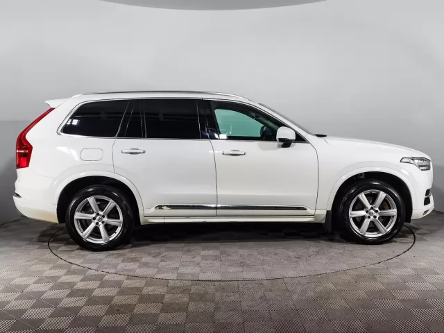 Volvo XC90 2019