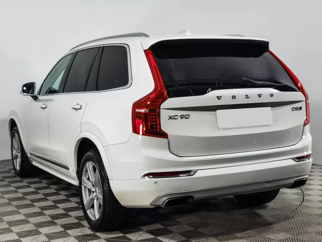Volvo XC90 2019