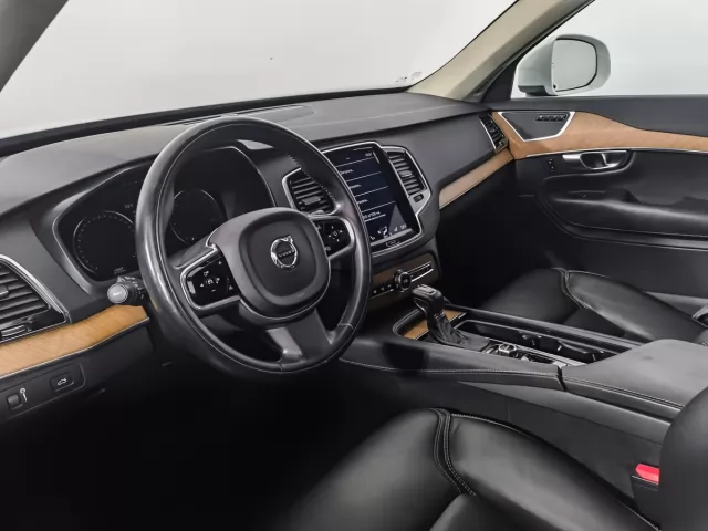 Volvo XC90 2019
