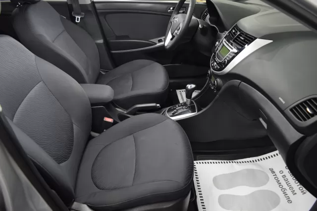 Hyundai Solaris 2014