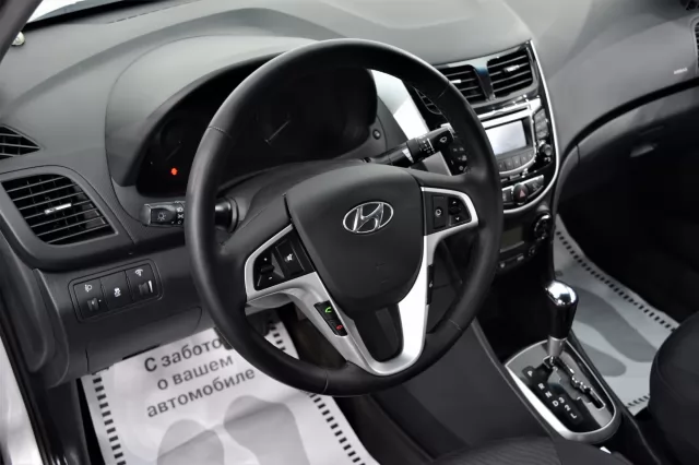 Hyundai Solaris 2014