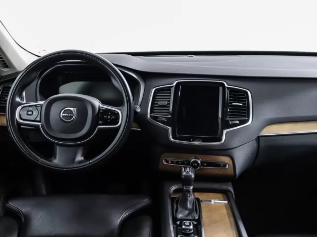 Volvo XC90 2014