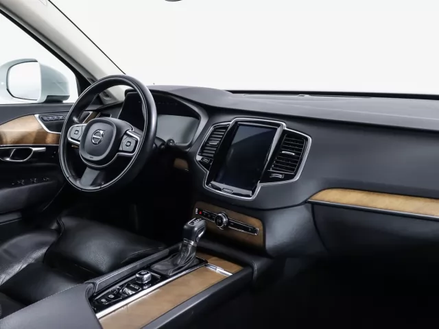 Volvo XC90 2014