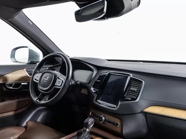 Volvo XC90 2020